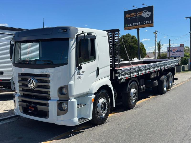 Caminhão VOLKSWAGEN VW 24280 Carroceria ANO 2023 de Michel Car no Paraná