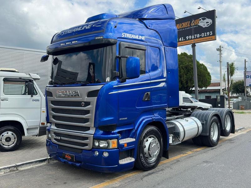 Caminhão SCANIA 440 Cavalo Mecânico ANO 2014 de Michel Car no Paraná