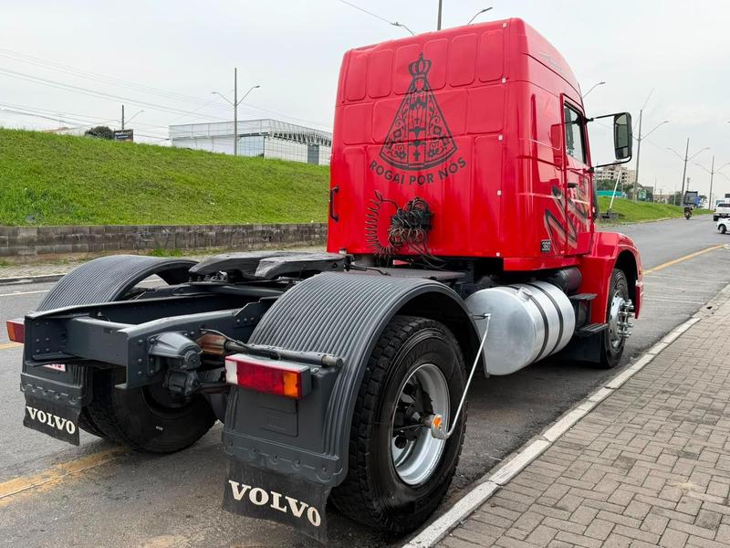 Caminhão VOLVO NL12 360 Cavalo Mecânico ANO 1999 de Michel Car no Paraná