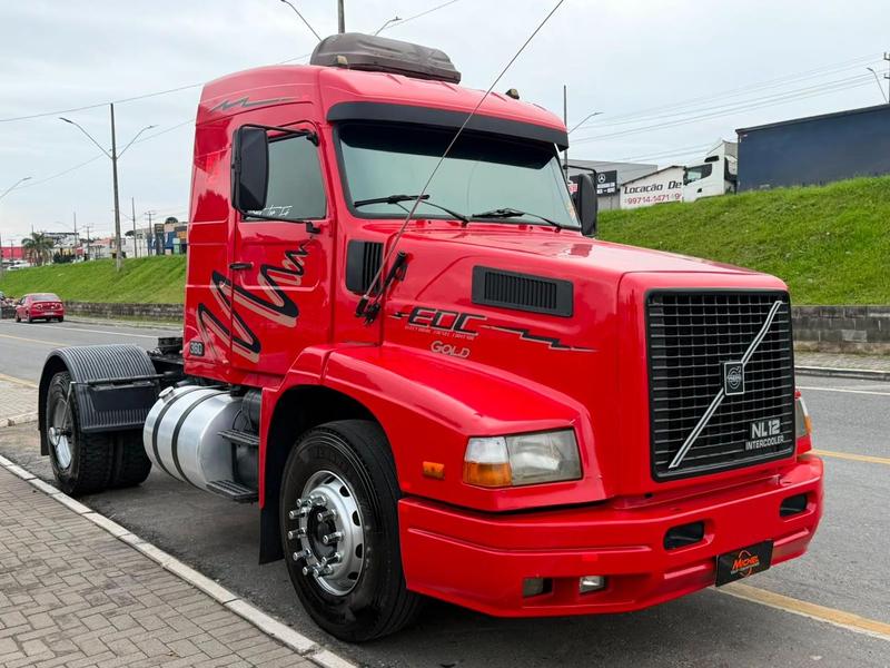 Caminhão VOLVO NL12 360 Cavalo Mecânico ANO 1999 de Michel Car no Paraná