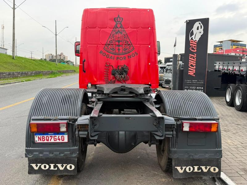 Caminhão VOLVO NL12 360 Cavalo Mecânico ANO 1999 de Michel Car no Paraná