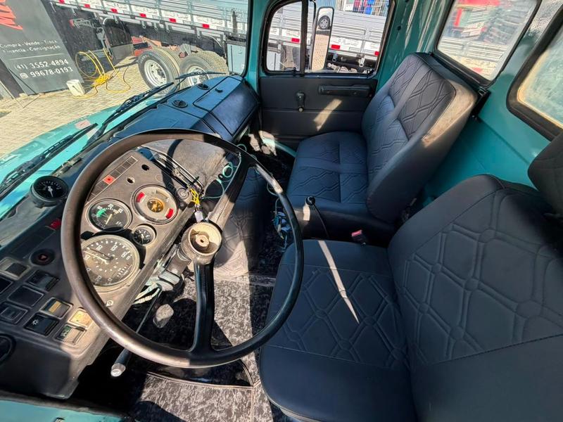 Caminhão MERCEDES BENZ MB 2220 Caçamba Basculante ANO 1987 de Michel Car no Paraná