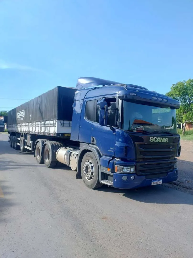 Caminhão SCANIA P360 Cavalo Mecânico ANO 2014 de Ângelo Baridoti no Paraná