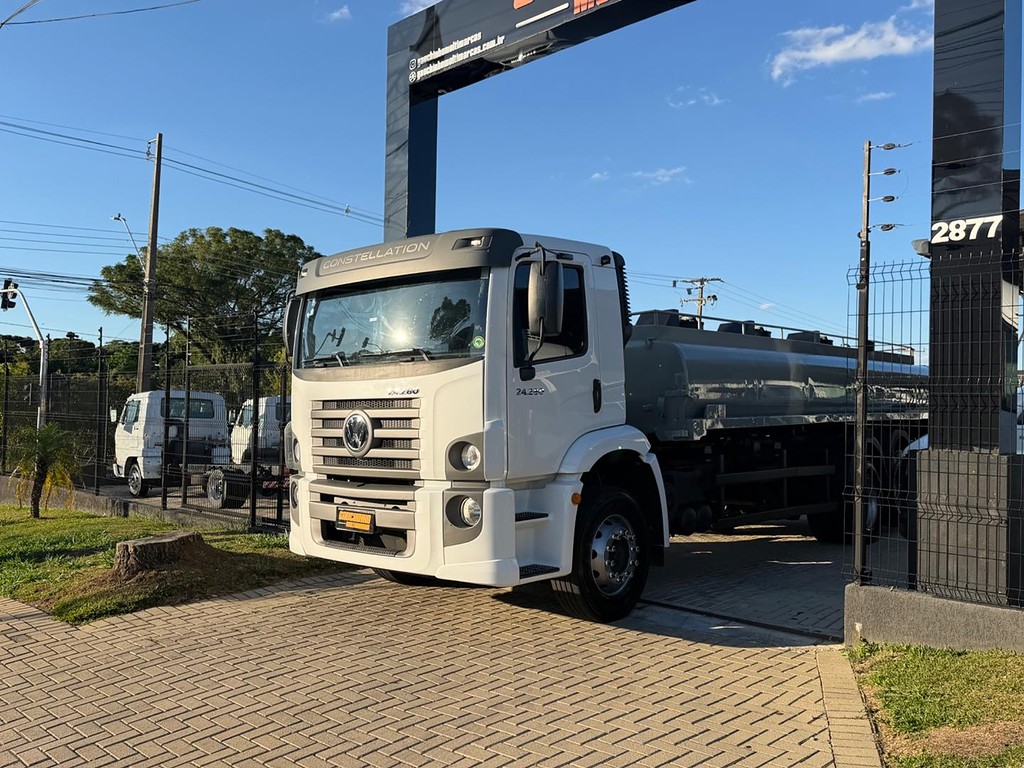 Caminhão VOLKSWAGEN VW 24280 Tanque&nbsp;Aço ANO 2023 de Gauchinho Multimarcas no Paraná