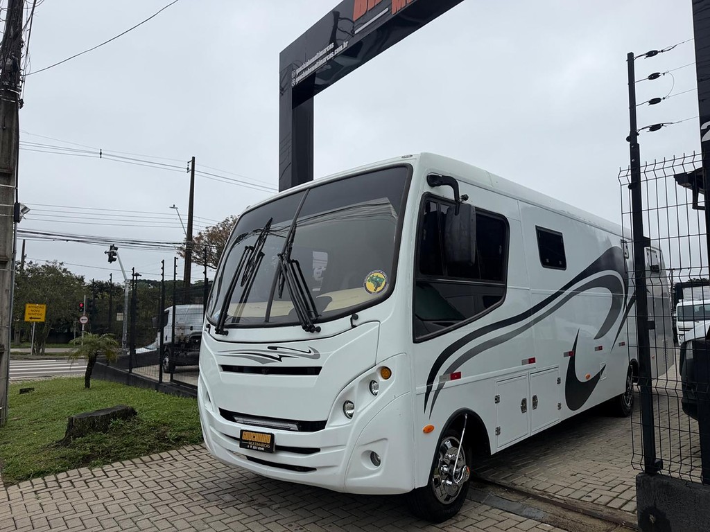 Caminhão AGRALE MASCA Motorhome ANO 2011 de Gauchinho Multimarcas no Paraná