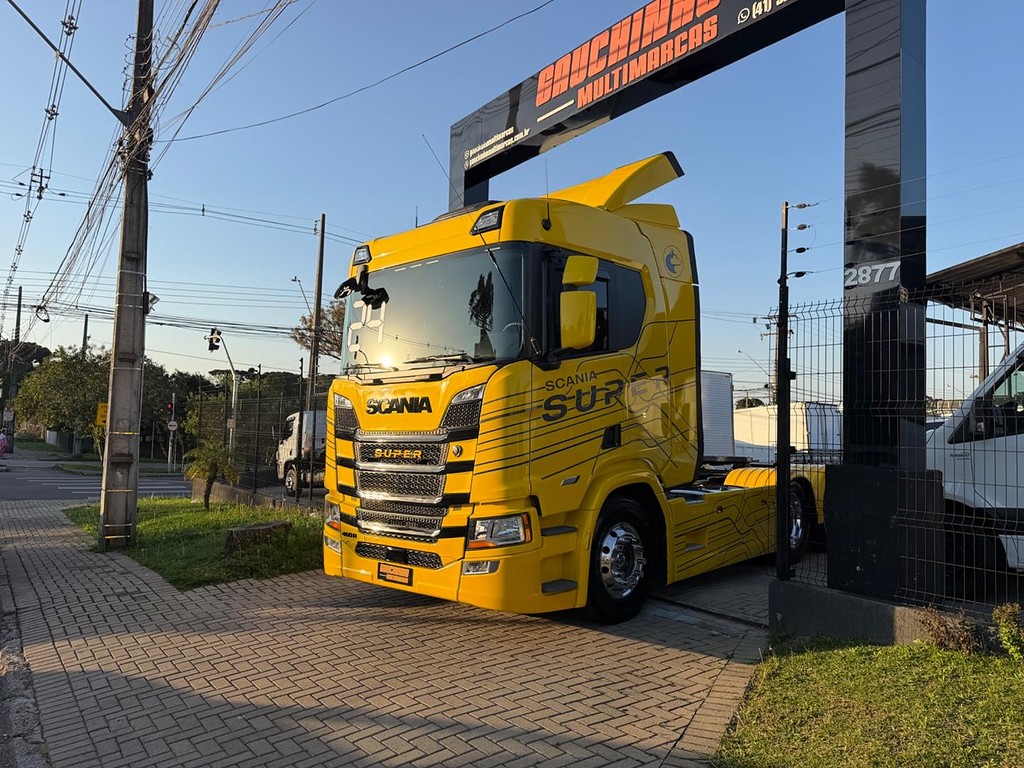 Caminhão SCANIA 460 Cavalo Mecânico ANO 2024 de Gauchinho Multimarcas no Paraná