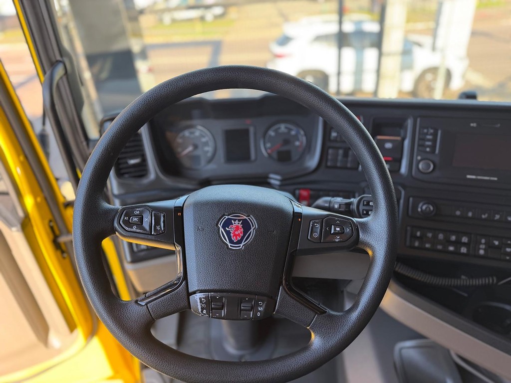 Caminhão SCANIA 460 Cavalo Mecânico ANO 2024 de Gauchinho Multimarcas no Paraná