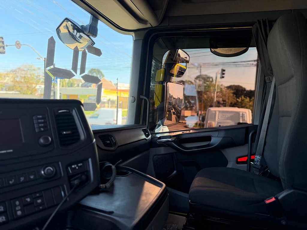 Caminhão SCANIA 460 Cavalo Mecânico ANO 2024 de Gauchinho Multimarcas no Paraná