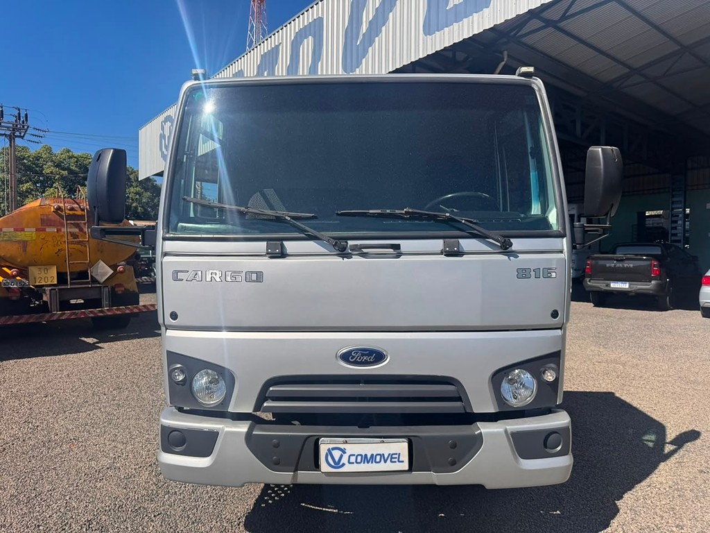 Caminhão FORD CARGO 816 Chassis ANO 2014 de Comovel Veículos em São Paulo