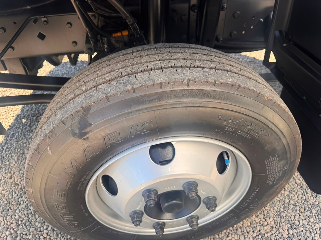 Caminhão FORD CARGO 816 Chassis ANO 2014 de Comovel Veículos em São Paulo