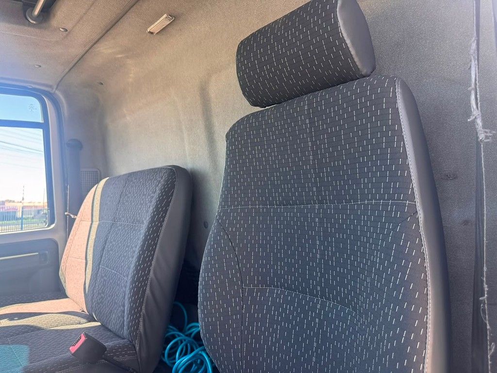 Caminhão FORD CARGO 816 Chassis ANO 2014 de Comovel Veículos em São Paulo