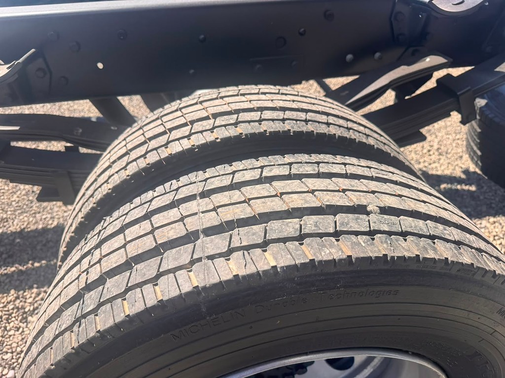 Caminhão FORD CARGO 816 Chassis ANO 2014 de Comovel Veículos em São Paulo