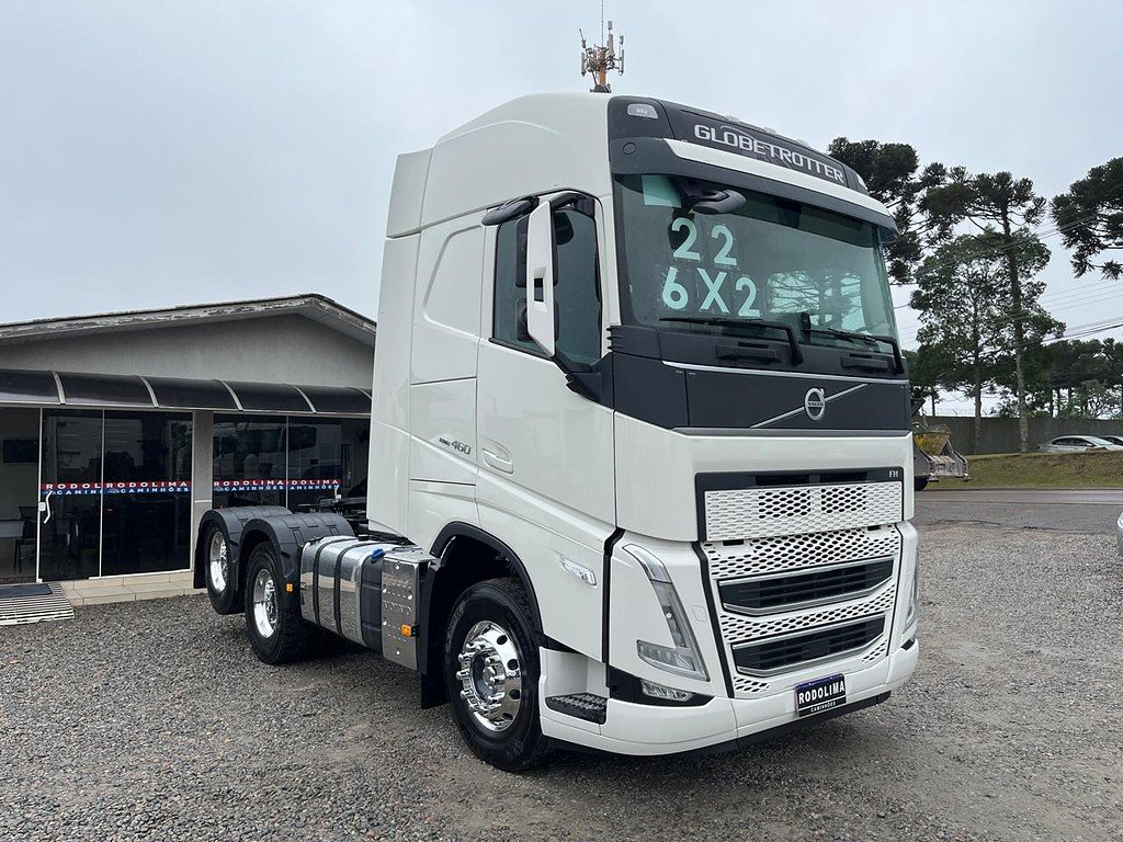 Caminhão VOLVO FH 460 Cavalo Mecânico ANO 2022 de Rodolima Caminhoes no Paraná