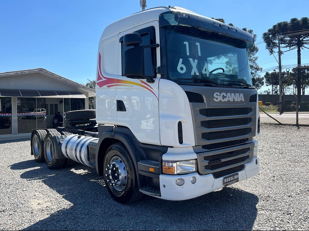 Caminhão SCANIA 420 Cavalo Mecânico ANO 2011 de Rodolima Caminhoes no Paraná