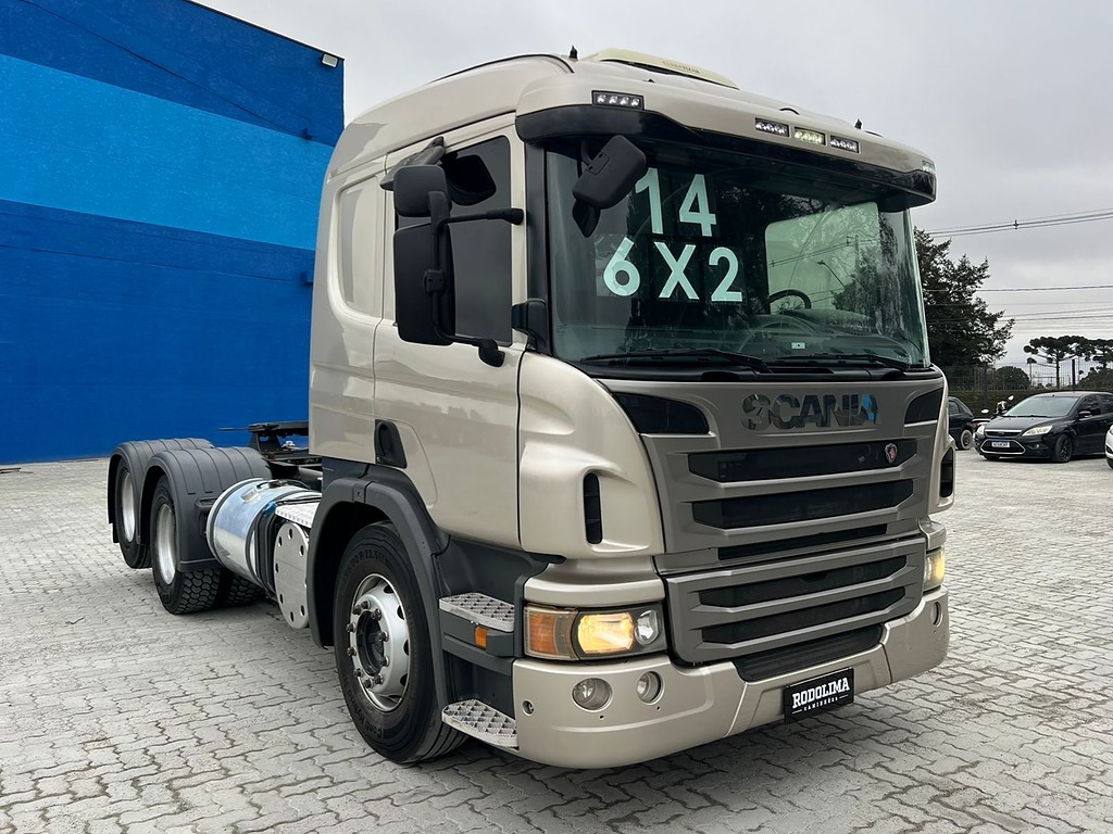 Caminhão SCANIA P360 Cavalo Mecânico ANO 2014 de Rodolima Caminhoes no Paraná