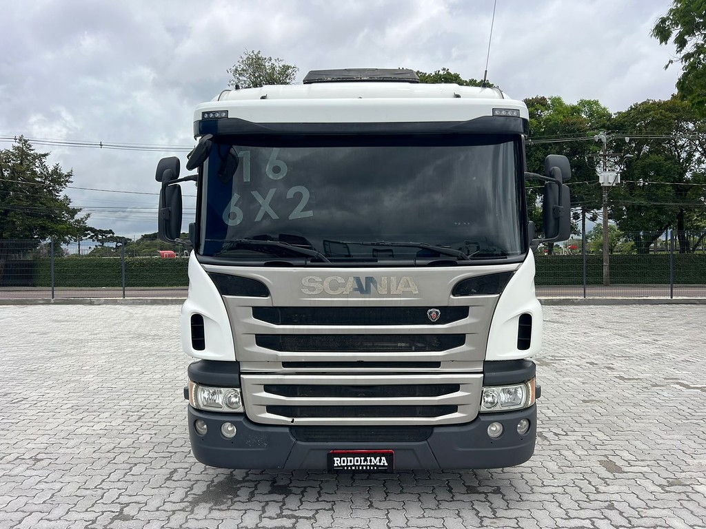 Caminhão SCANIA P360 Cavalo Mecânico ANO 2016 de Rodolima Caminhoes no Paraná