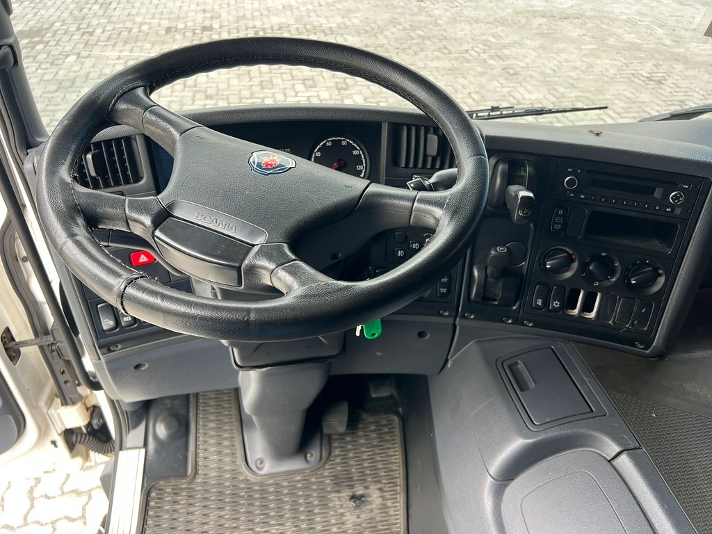 Caminhão SCANIA P360 Cavalo Mecânico ANO 2016 de Rodolima Caminhoes no Paraná