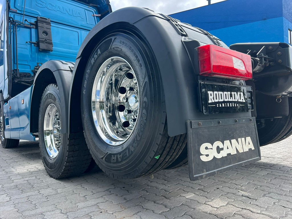 Caminhão SCANIA 450 Cavalo Mecânico ANO 2023 de Rodolima Caminhoes no Paraná