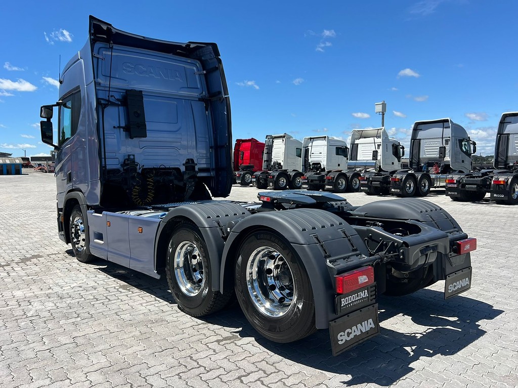 Caminhão SCANIA 450 Cavalo Mecânico ANO 2023 de Rodolima Caminhoes no Paraná