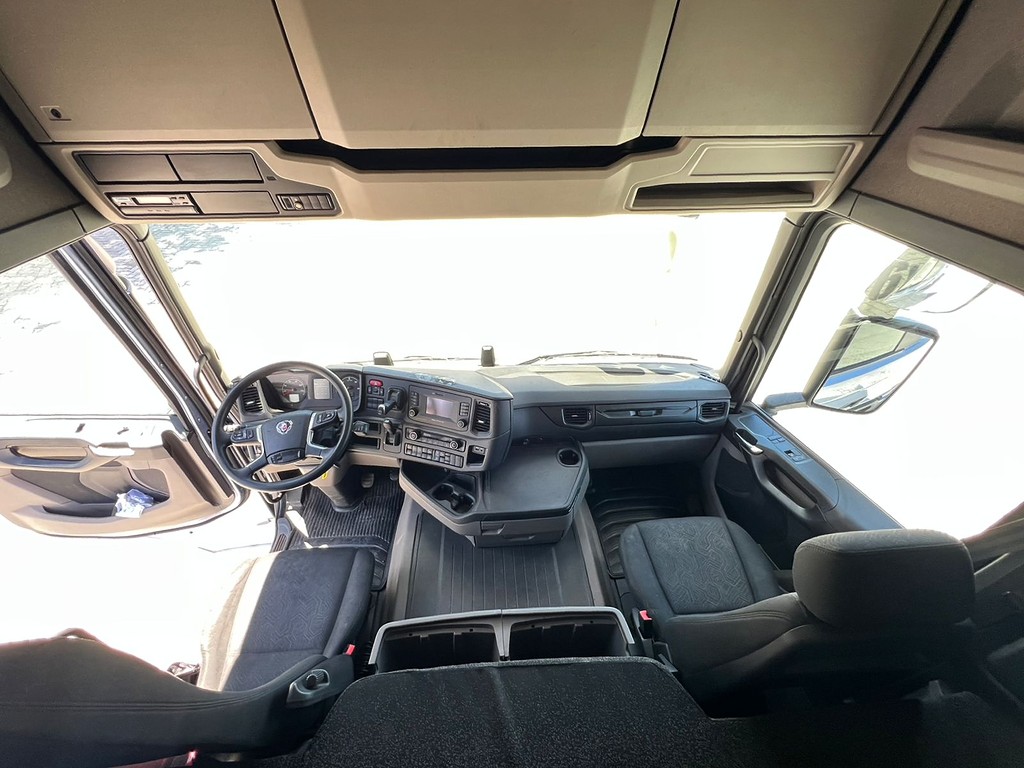 Caminhão SCANIA 450 Cavalo Mecânico ANO 2023 de Rodolima Caminhoes no Paraná