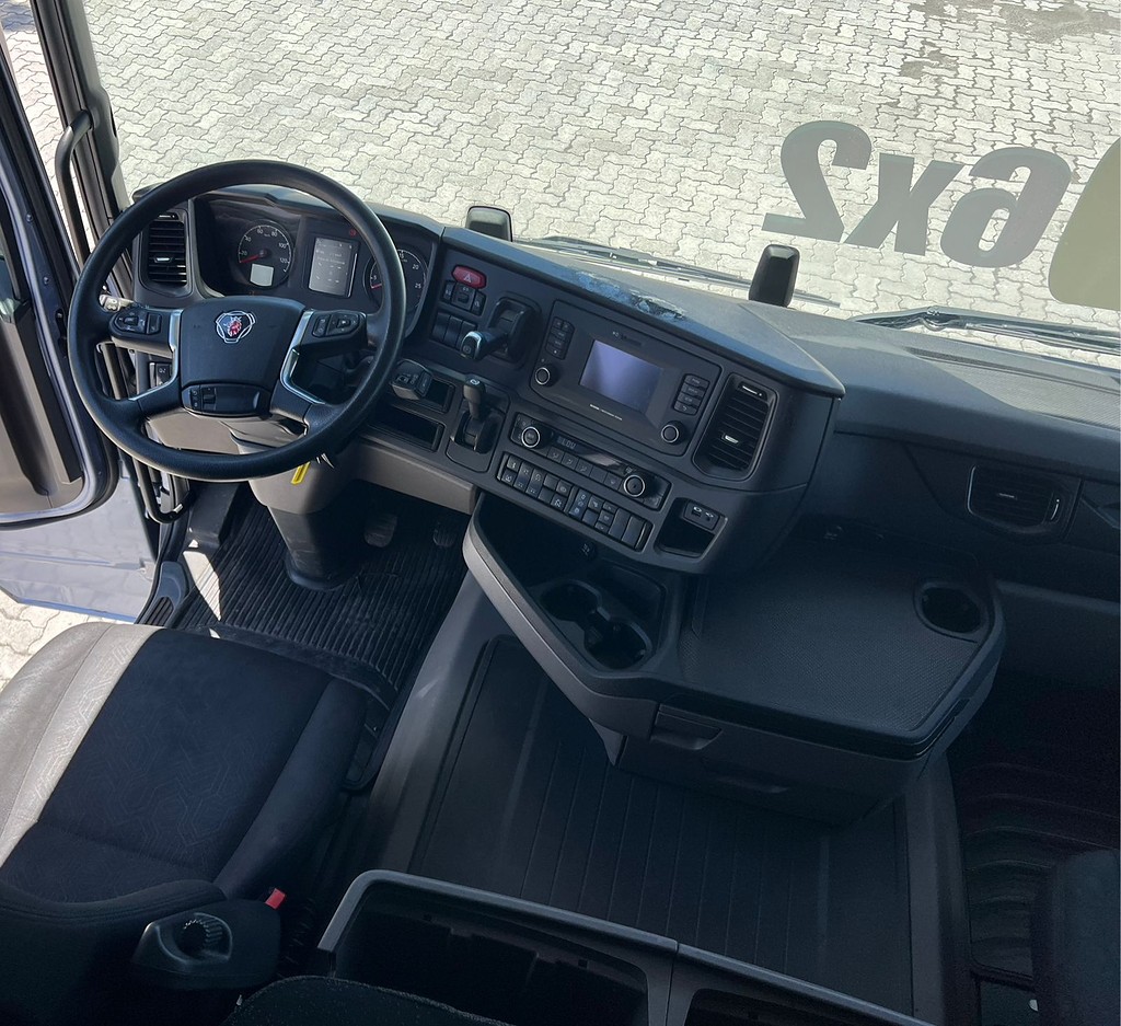 Caminhão SCANIA 450 Cavalo Mecânico ANO 2023 de Rodolima Caminhoes no Paraná