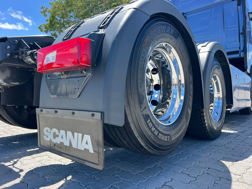 Caminhão SCANIA 450 Cavalo Mecânico ANO 2023 de Rodolima Caminhoes no Paraná