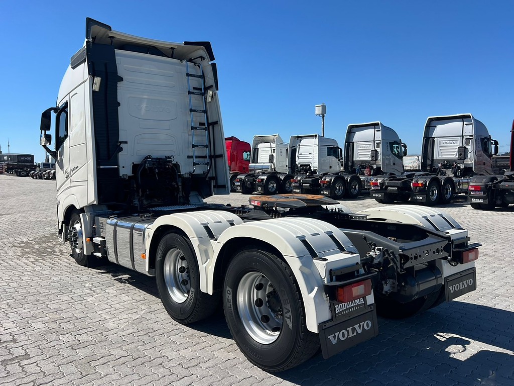 Caminhão VOLVO FH 540 Cavalo Mecânico ANO 2022 de Rodolima Caminhoes no Paraná