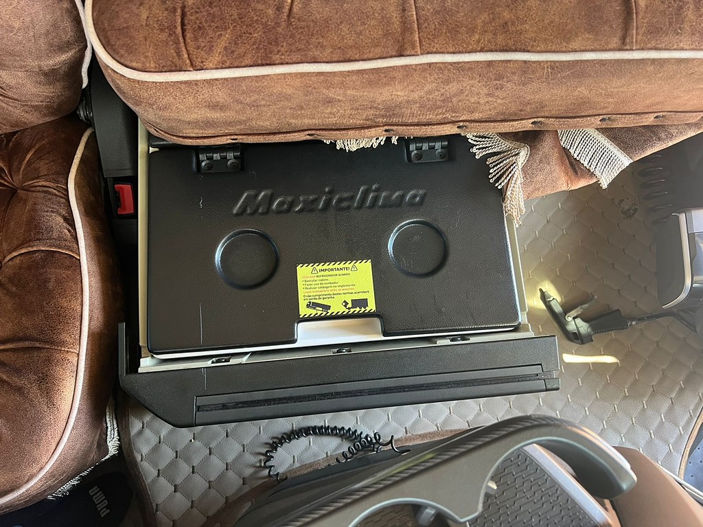 Caminhão VOLVO FH 540 Cavalo Mecânico ANO 2022 de Rodolima Caminhoes no Paraná