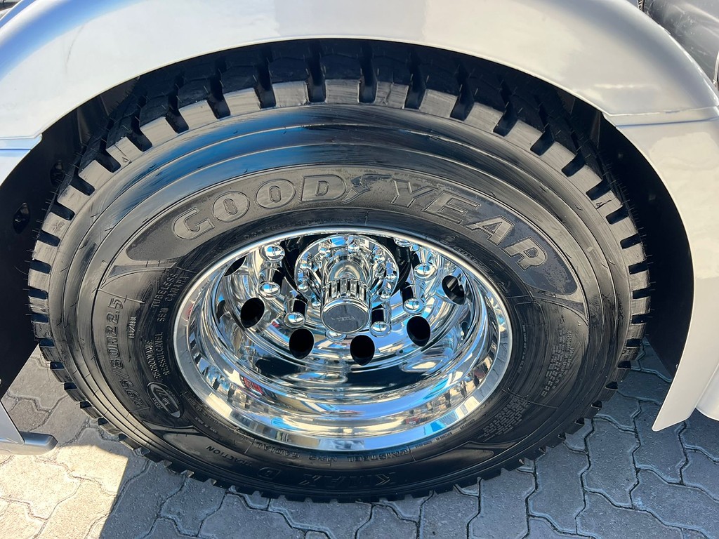 Caminhão SCANIA 450 Cavalo Mecânico ANO 2023 de Rodolima Caminhoes no Paraná