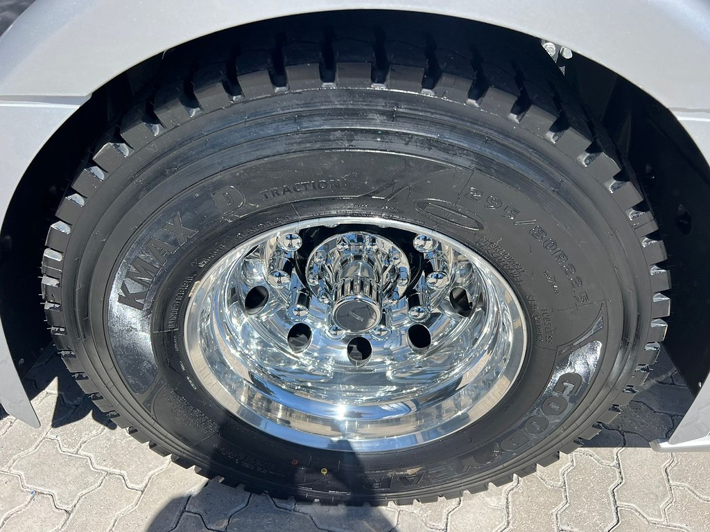 Caminhão SCANIA 450 Cavalo Mecânico ANO 2023 de Rodolima Caminhoes no Paraná