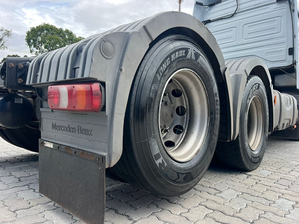 Caminhão MERCEDES BENZ MB 2544 Cavalo Mecânico ANO 2019 de Rodolima Caminhoes no Paraná