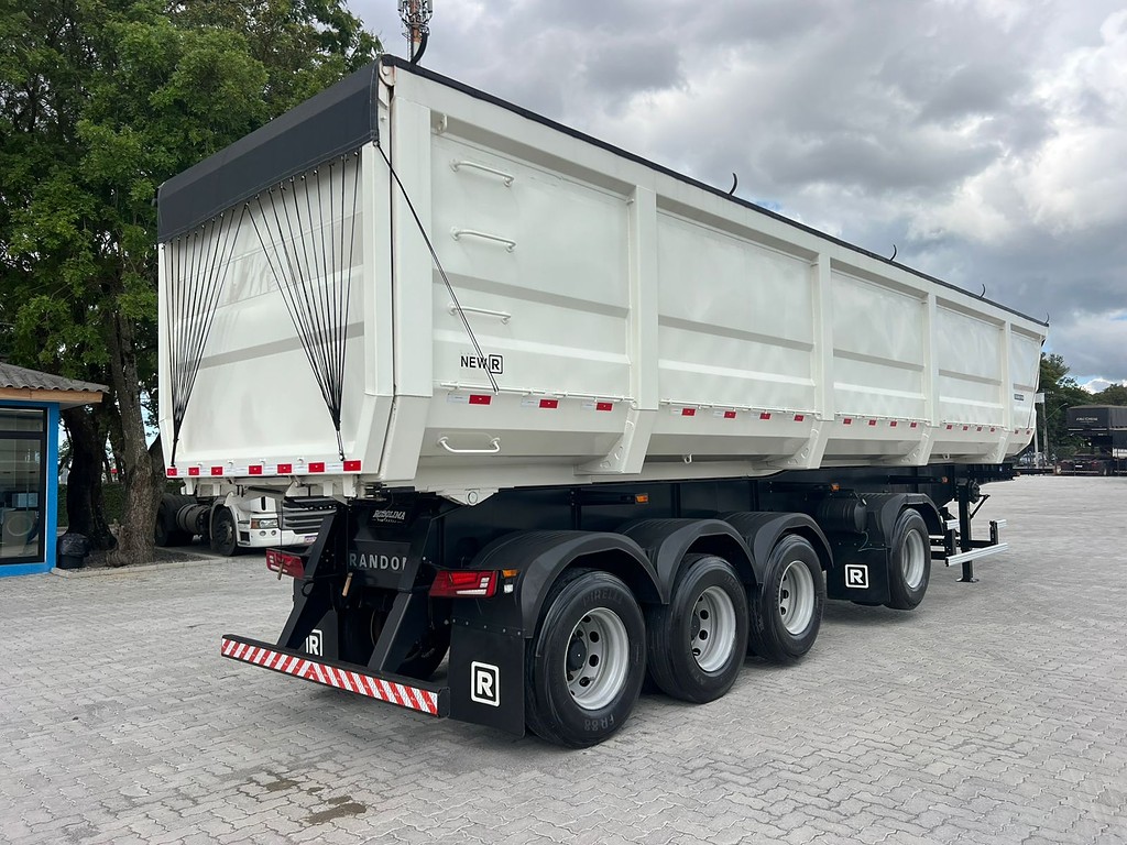 Carreta SEMI-REBOQUE BASCULANTE Randon ANO 2023 4 Eixos de Rodolima Caminhoes no Paraná