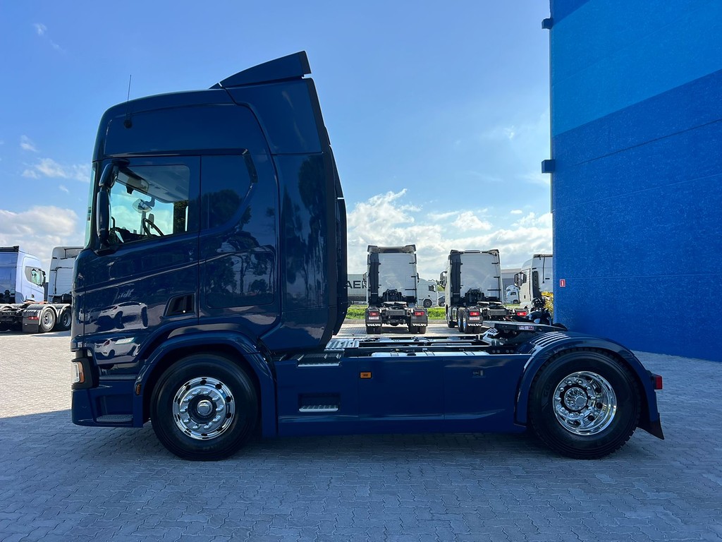 Caminhão SCANIA 460 Cavalo Mecânico ANO 2024 de Rodolima Caminhoes no Paraná