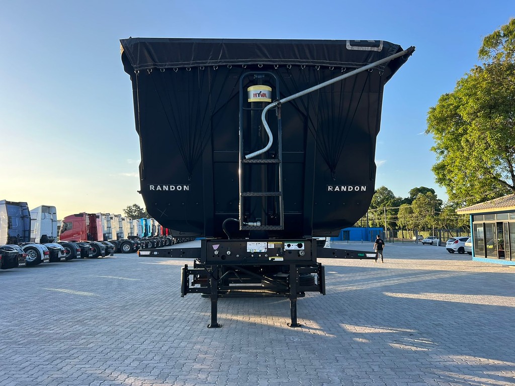 Carreta BITREM 9 EIXOS BASCULANTE Randon ANO 2023 6 Eixos de Rodolima Caminhoes no Paraná