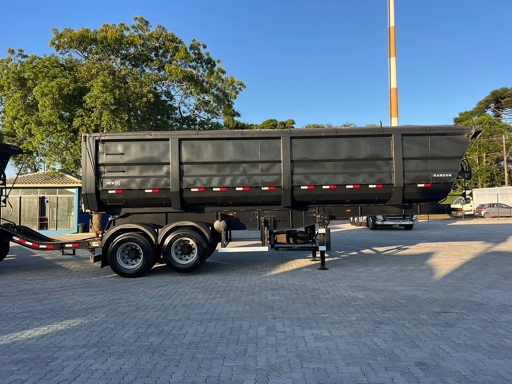 Carreta BITREM 9 EIXOS BASCULANTE Randon ANO 2023 6 Eixos de Rodolima Caminhoes no Paraná