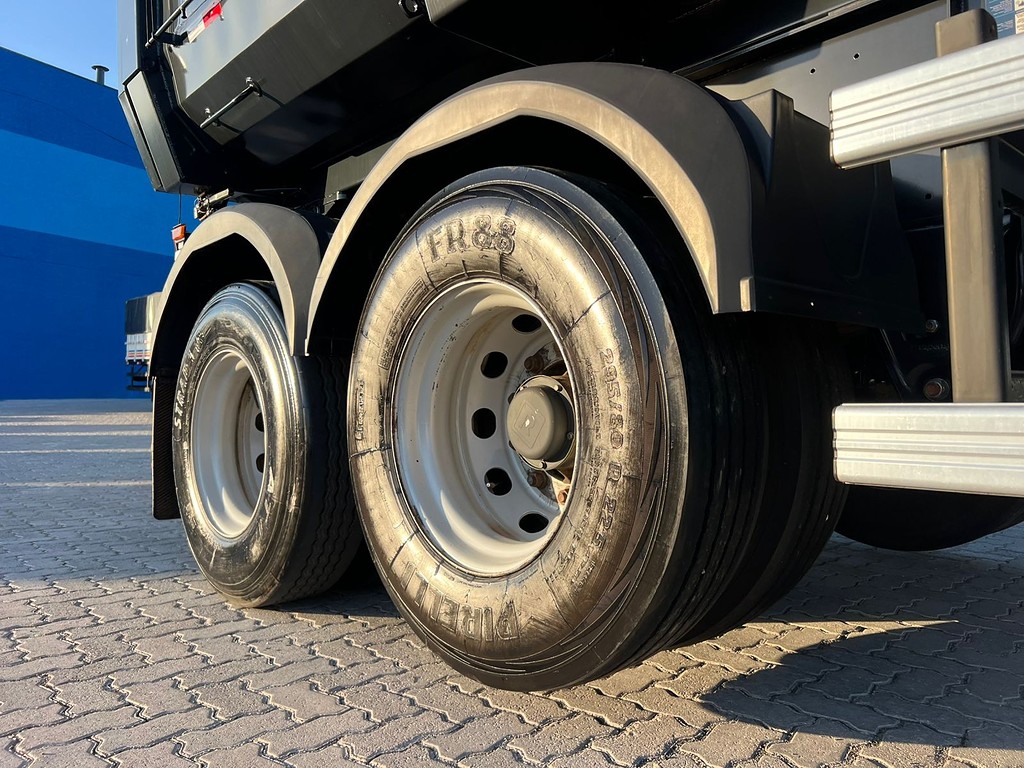 Carreta BITREM 9 EIXOS BASCULANTE Randon ANO 2023 6 Eixos de Rodolima Caminhoes no Paraná