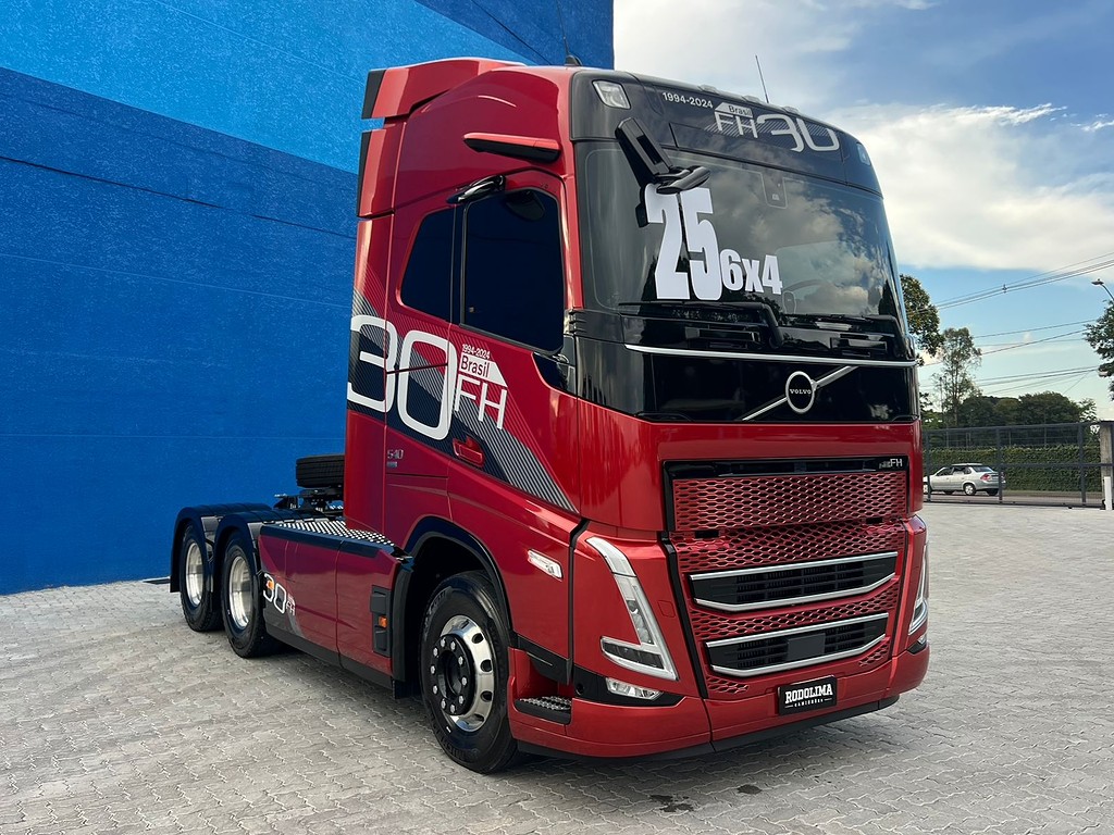 Caminhão VOLVO FH 540 Cavalo Mecânico ANO 2025 de Rodolima Caminhoes no Paraná