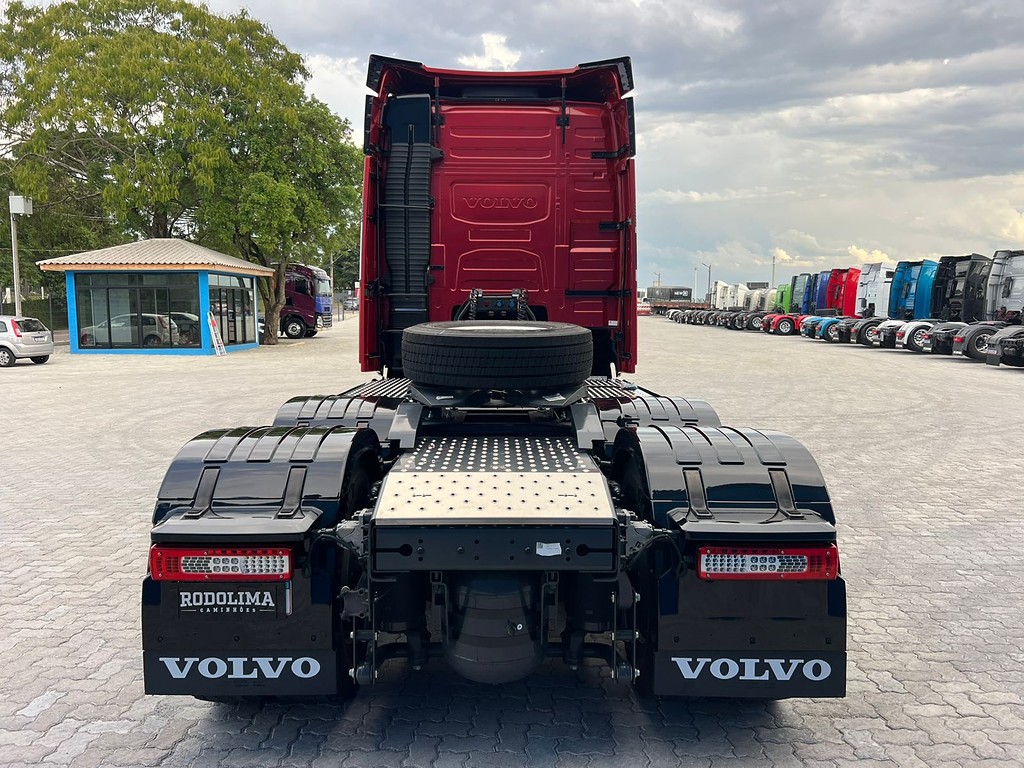 Caminhão VOLVO FH 540 Cavalo Mecânico ANO 2025 de Rodolima Caminhoes no Paraná