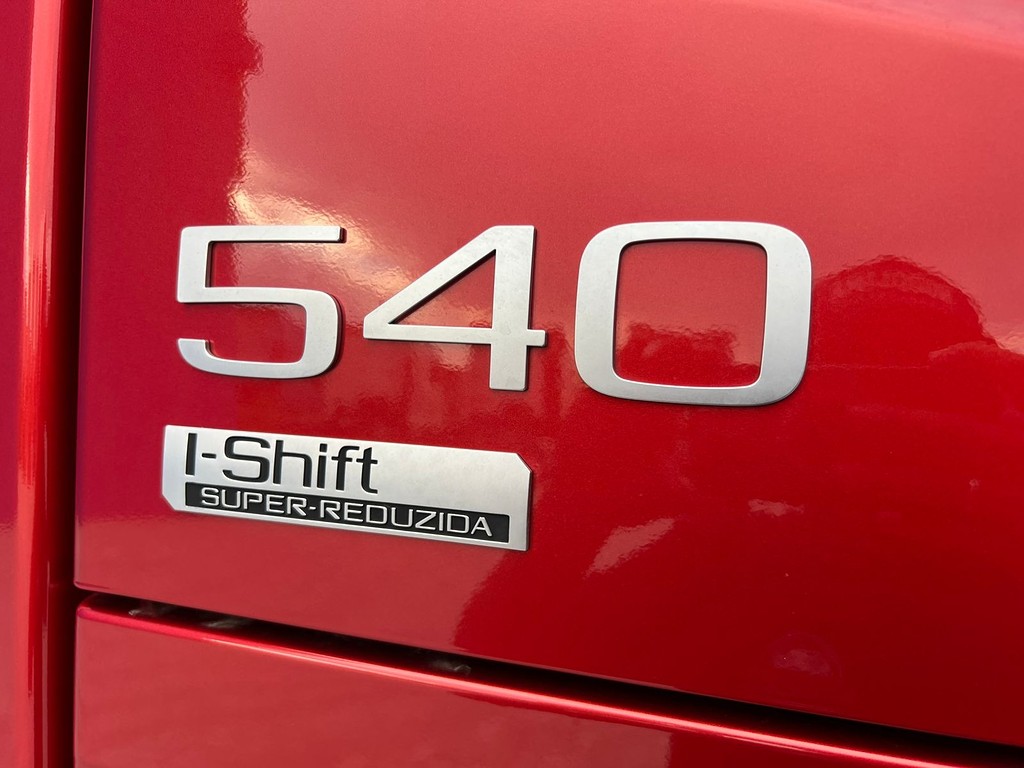 Caminhão VOLVO FH 540 Cavalo Mecânico ANO 2025 de Rodolima Caminhoes no Paraná