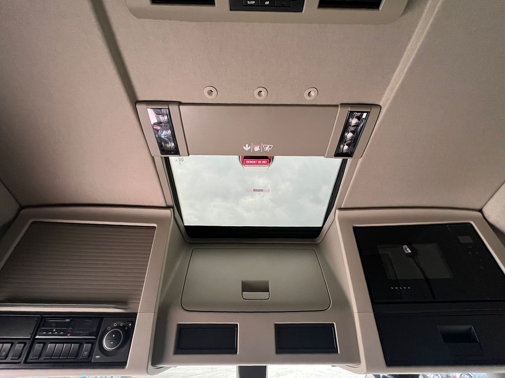 Caminhão VOLVO FH 540 Cavalo Mecânico ANO 2025 de Rodolima Caminhoes no Paraná