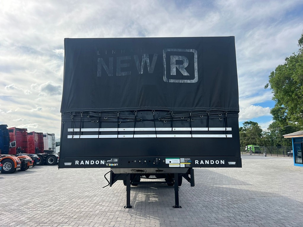 Carreta BITREM 9 EIXOS GRANELEIRO Randon ANO 2023 6 Eixos de Rodolima Caminhoes no Paraná