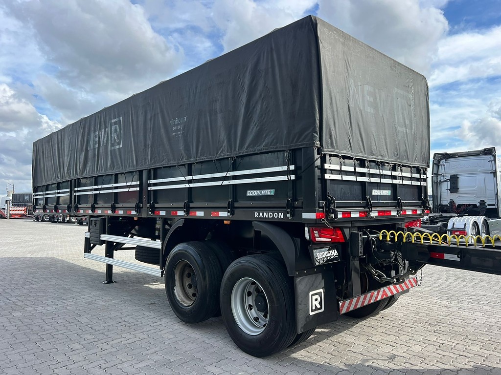 Carreta BITREM 9 EIXOS GRANELEIRO Randon ANO 2023 6 Eixos de Rodolima Caminhoes no Paraná