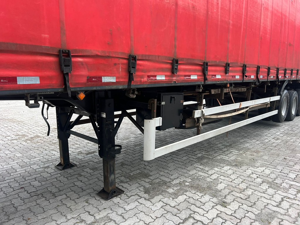 Carreta SEMI-REBOQUE BAU SIDER Guerra ANO 2014 3 Eixos de Rodolima Caminhoes no Paraná