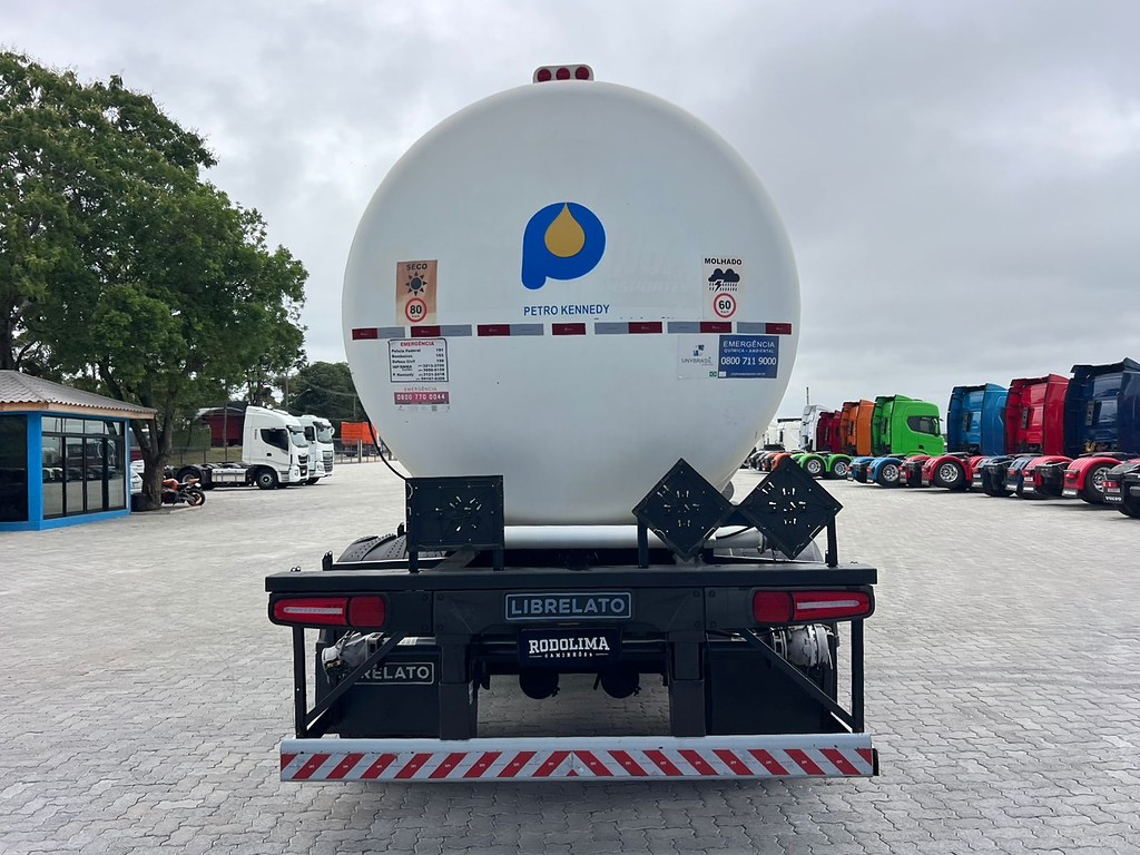 Carreta SEMI-REBOQUE TANQUE ACO Librelato ANO 2021 1+1+1 Vanderleia de Rodolima Caminhoes no Paraná