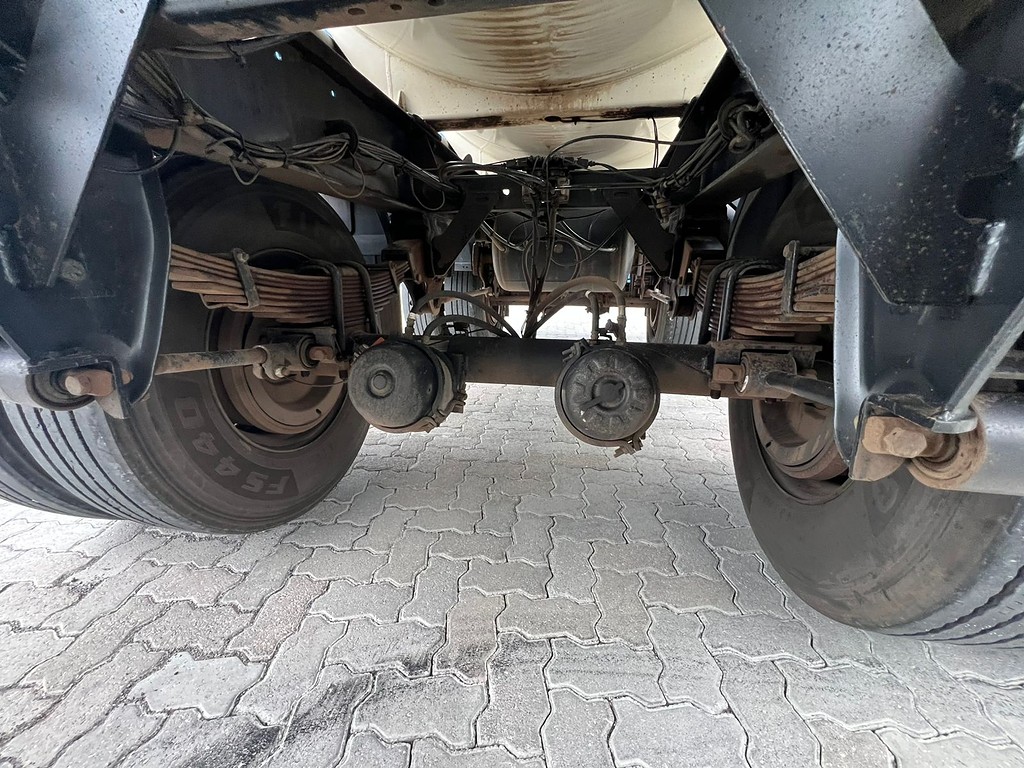 Carreta SEMI-REBOQUE TANQUE ACO Librelato ANO 2021 1+1+1 Vanderleia de Rodolima Caminhoes no Paraná