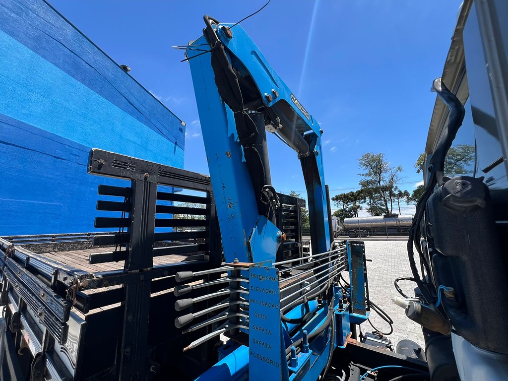 Caminhão VOLKSWAGEN VW 8160 Guincho Munck ANO 2012 de Rodolima Caminhoes no Paraná