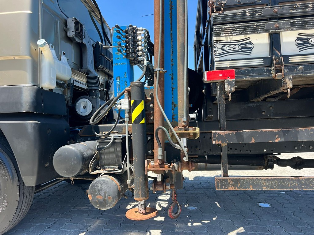 Caminhão VOLKSWAGEN VW 8160 Guincho Munck ANO 2012 de Rodolima Caminhoes no Paraná