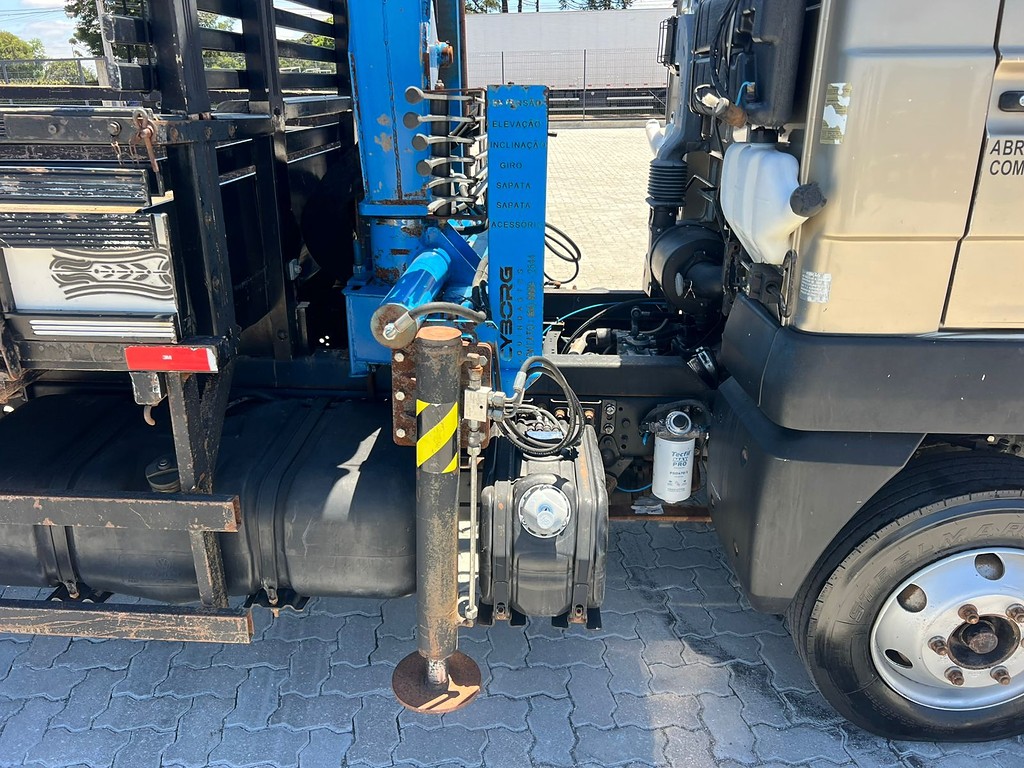 Caminhão VOLKSWAGEN VW 8160 Guincho Munck ANO 2012 de Rodolima Caminhoes no Paraná