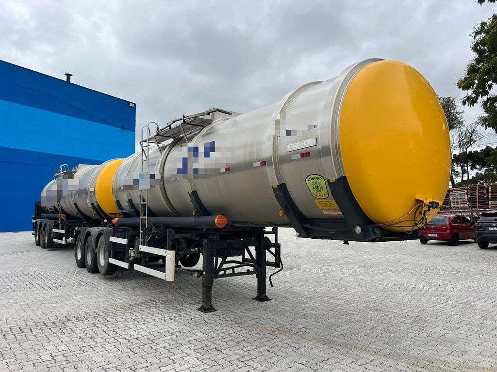 Carreta BITREM 9 EIXOS TANQUE INOX Rodotecnica ANO 2014 6 Eixos de Rodolima Caminhoes no Paraná