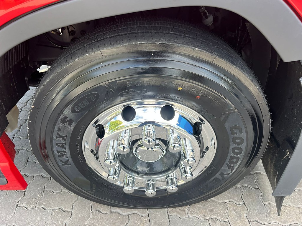 Caminhão VOLVO FH 540 Cavalo Mecânico ANO 2022 de Rodolima Caminhoes no Paraná